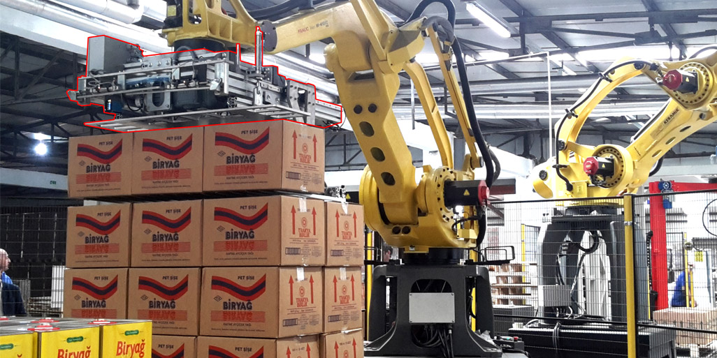 ROBOTIC TINPLATE / PARCEL STACKING AND STRECHWRAP / STRECHHOODING LINE